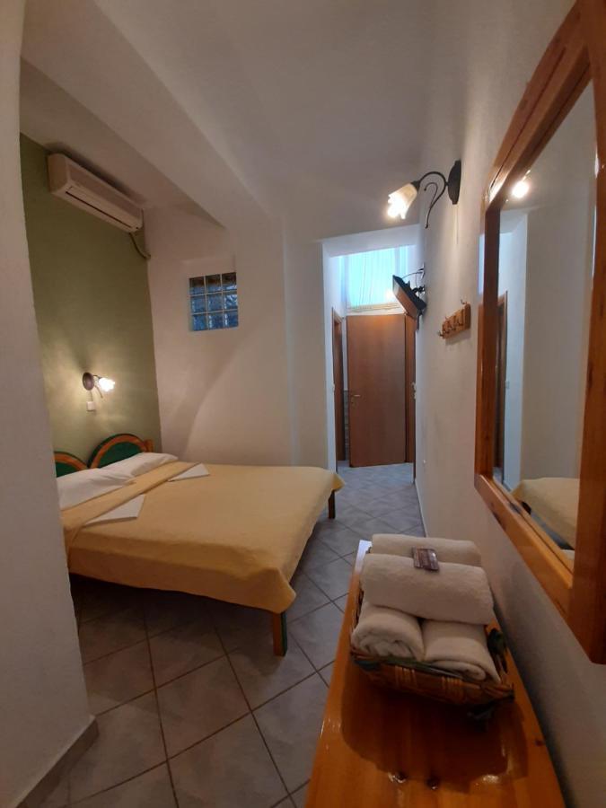 Paraga Rooms 佩弗卡里 外观 照片
