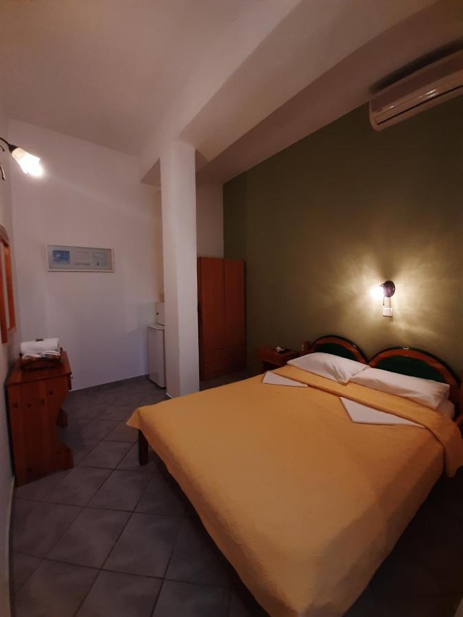 Paraga Rooms 佩弗卡里 外观 照片