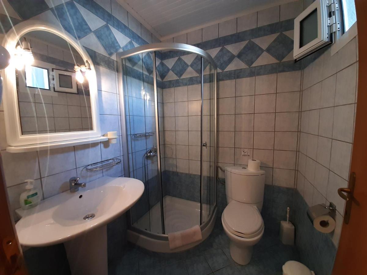 Paraga Rooms 佩弗卡里 外观 照片