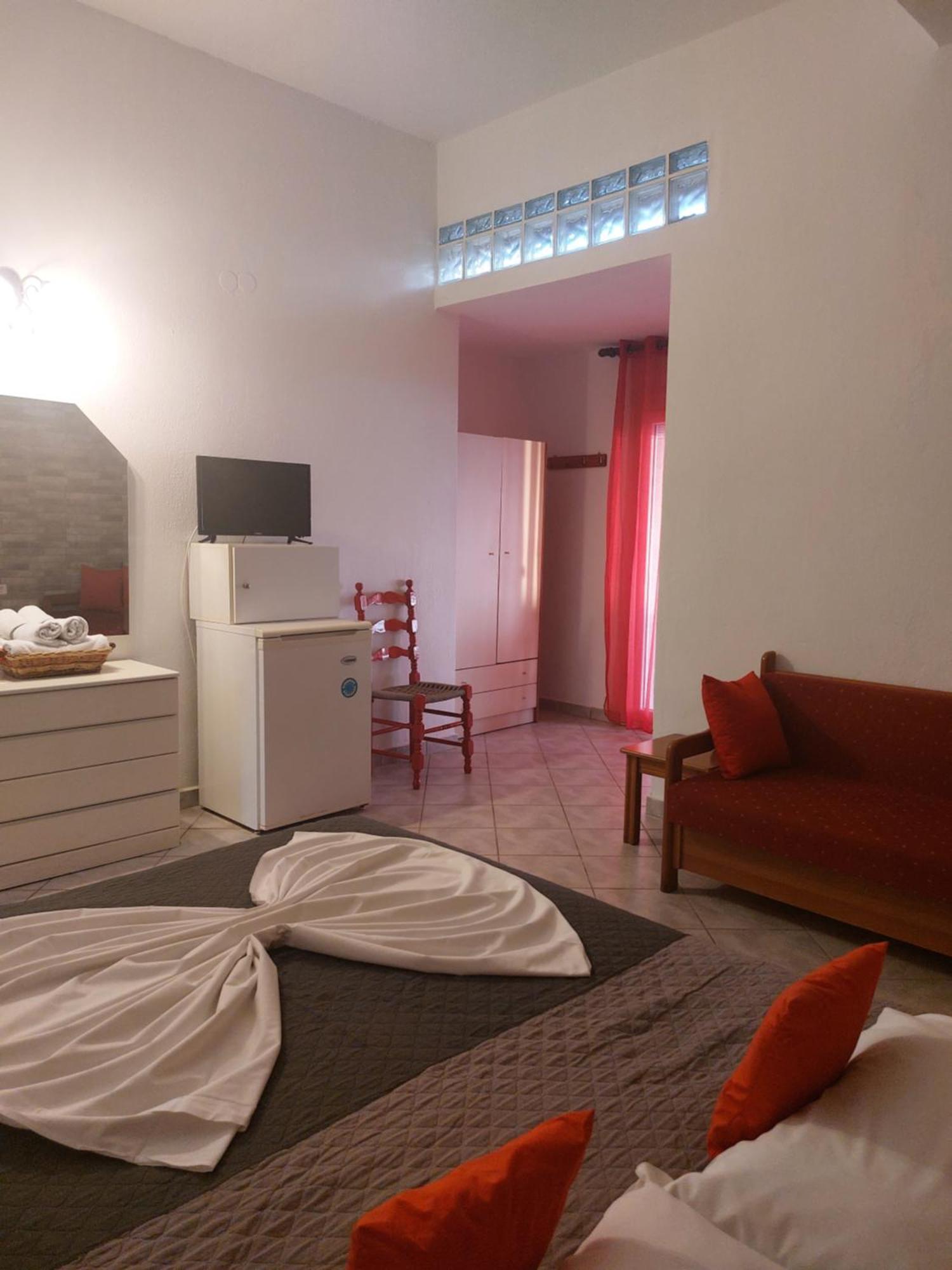 Paraga Rooms 佩弗卡里 客房 照片