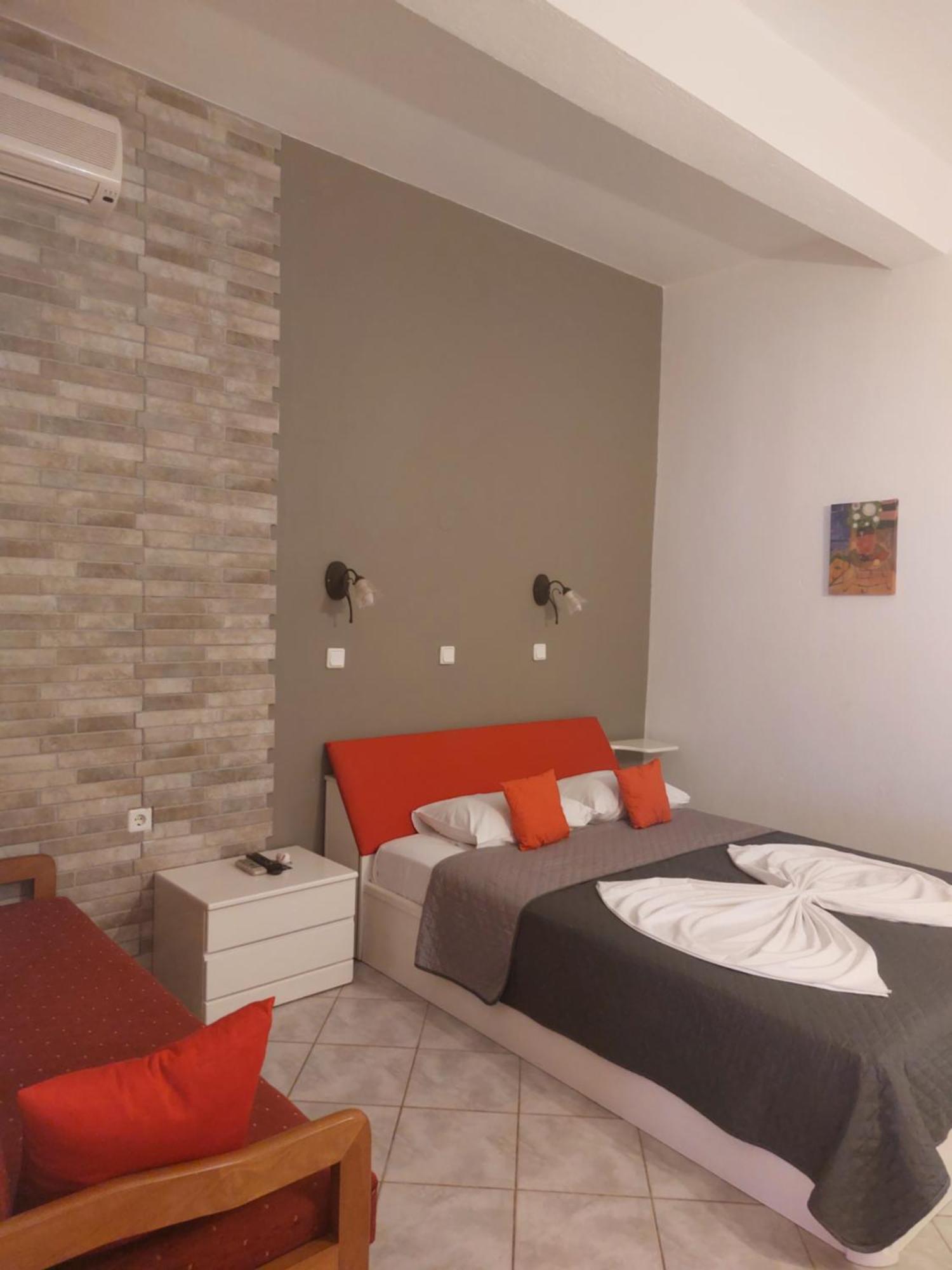 Paraga Rooms 佩弗卡里 客房 照片